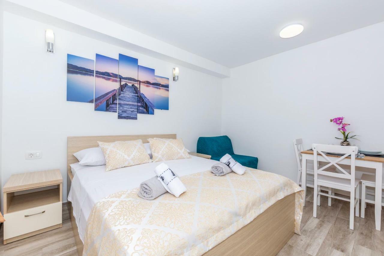Apartments West Coast Spalato Esterno foto